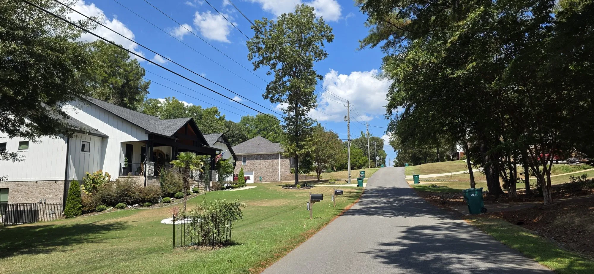 Houses on a residential street in Lake View