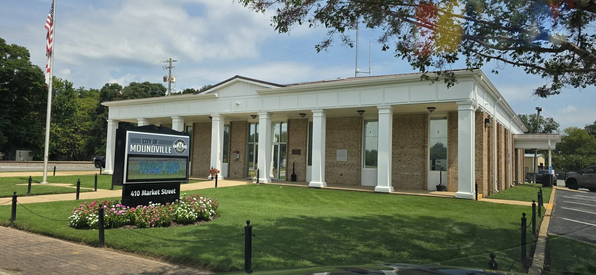 City of Moundville municipal building on Market Street